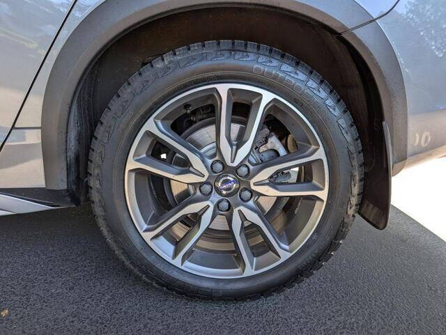 2018 Volvo V60 Cross Country T5 Premier