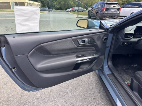 2025 Ford Mustang EcoBoost