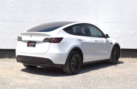 2025 Tesla Model Y Long Range