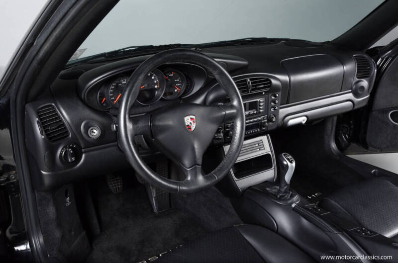 2003 Porsche 911 Carrera