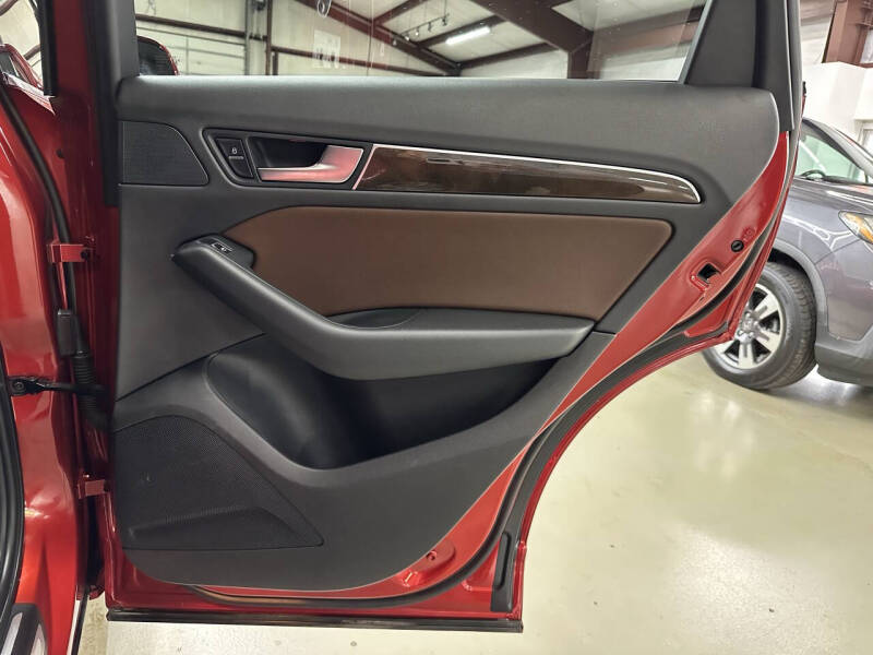 2015 Audi Q5 2.0T quattro Premium Plus