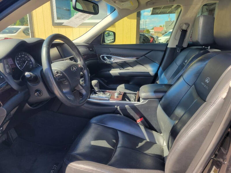 2013 Infiniti M37