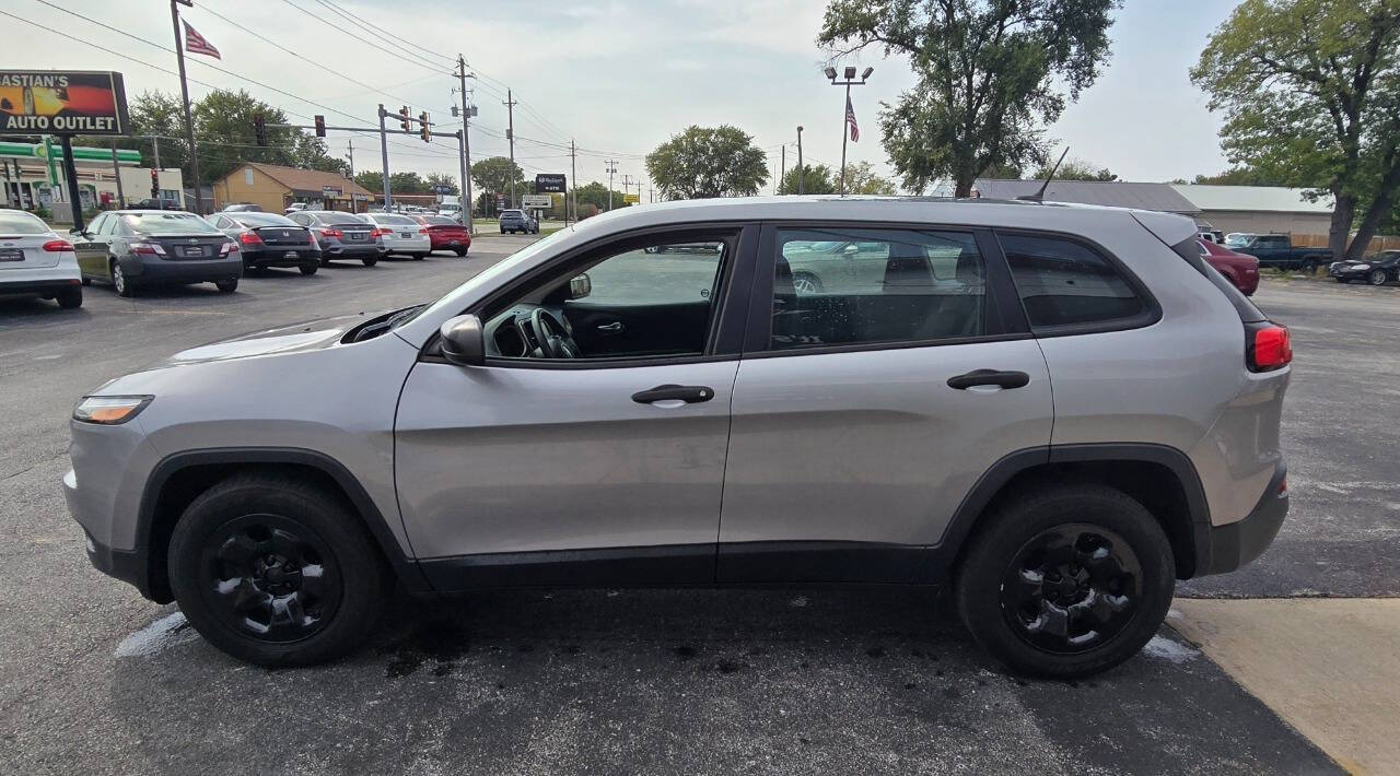 2016 Jeep Cherokee for sale at Bastian s Auto Outlet in Coal Valley, IL