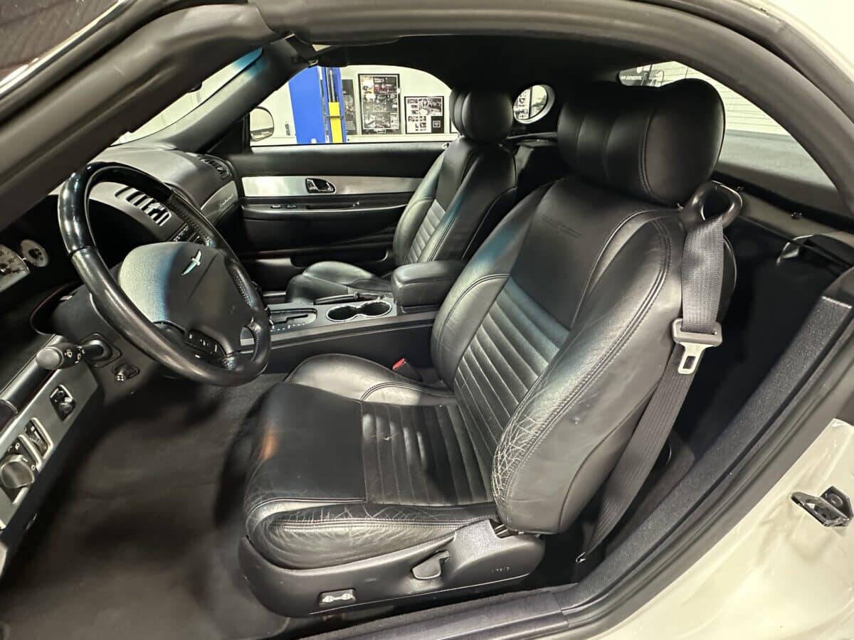 2003 Ford Thunderbird 21