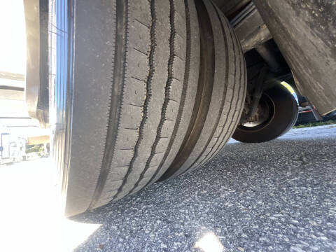 2019 Thor Motor Coach Hurricane