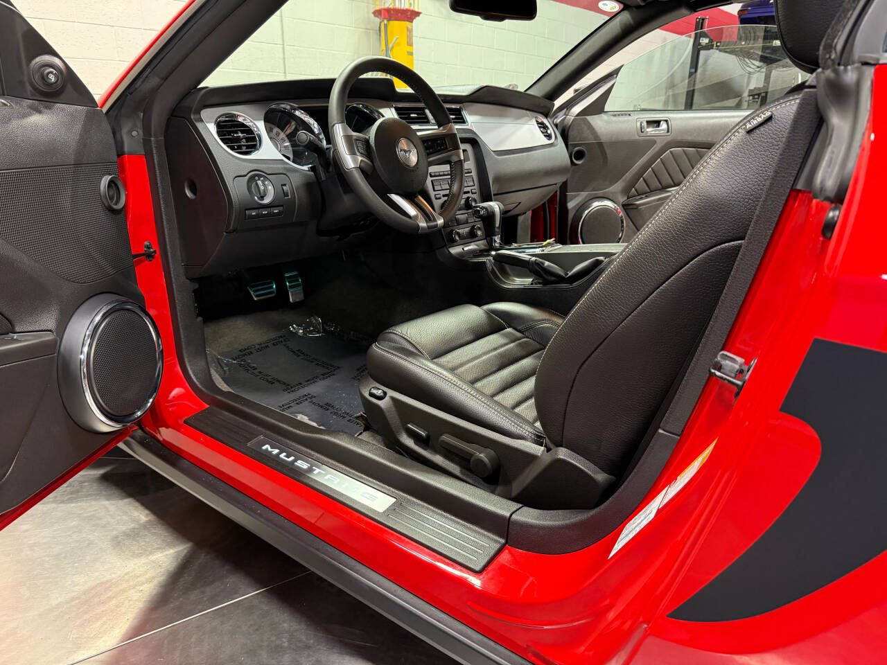 2011 Ford Mustang 66