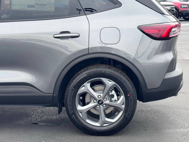 2026 Ford Escape ST-Line Select