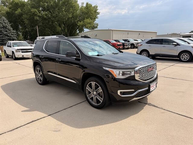 2019 GMC Acadia Denali