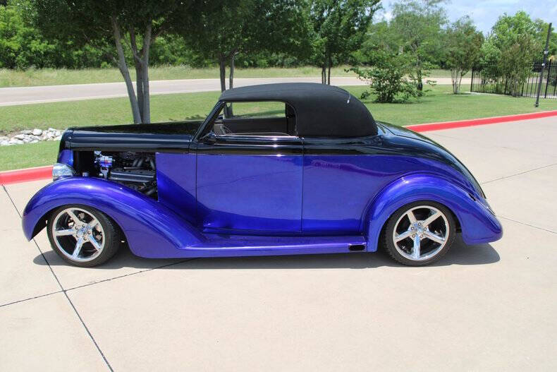 1936 Plymouth Model P2