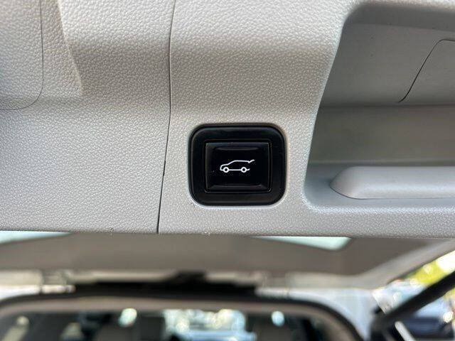 2022 GMC Acadia SLT