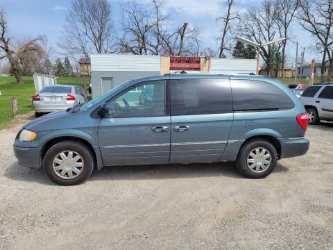 2005 Chrysler Town and Country for sale at Newton Cars in Newton IA