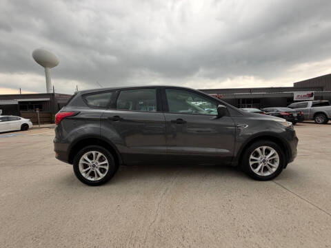 2019 Ford Escape S