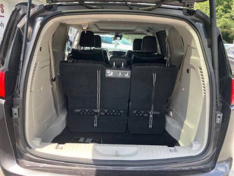 2018 Chrysler Pacifica Hybrid Limited