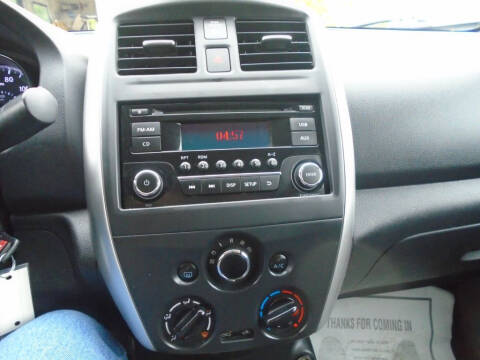 2017 Nissan Versa 1.6 SV