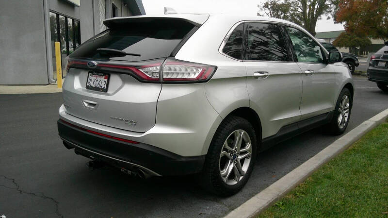 2018 Ford Edge Titanium