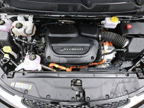 2023 Chrysler Pacifica Plug-In Hybrid Touring L