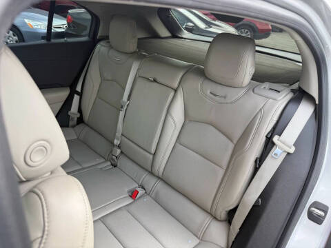 2019 Cadillac XT4 Premium Luxury