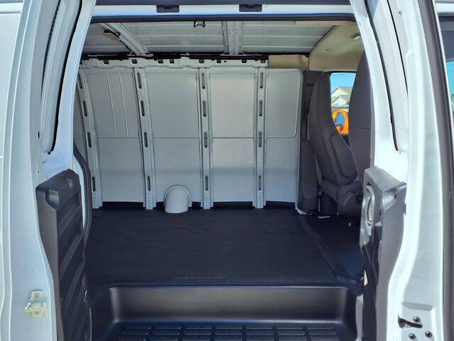 2026 Chevrolet Express 2500