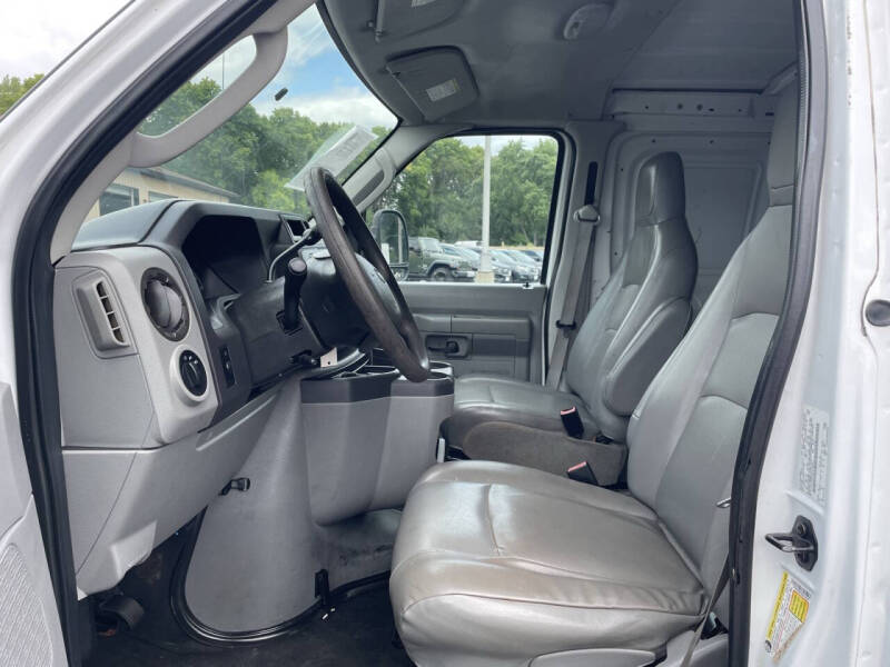 2011 Ford E-Series E-150