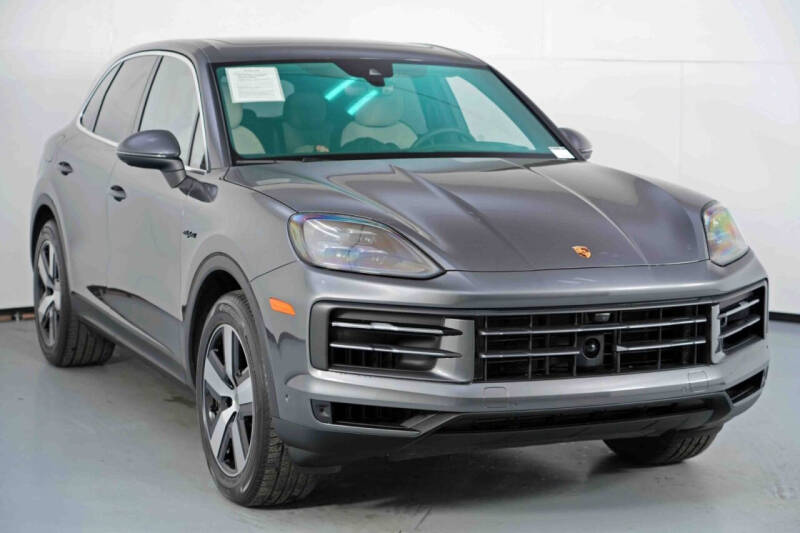 2024 Porsche Cayenne E-Hybrid