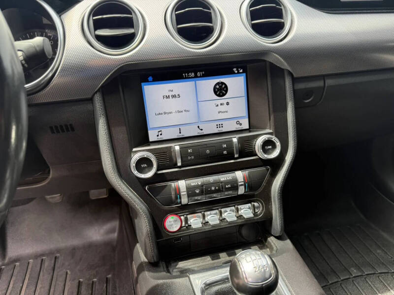 2019 Ford Mustang