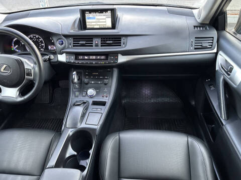 2012 Lexus CT 200h Premium
