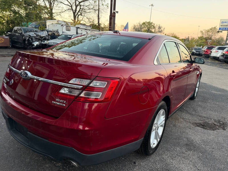 2015 Ford Taurus SEL