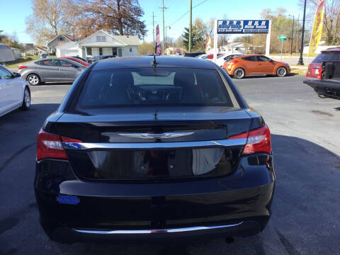 2011 Chrysler 200 Limited