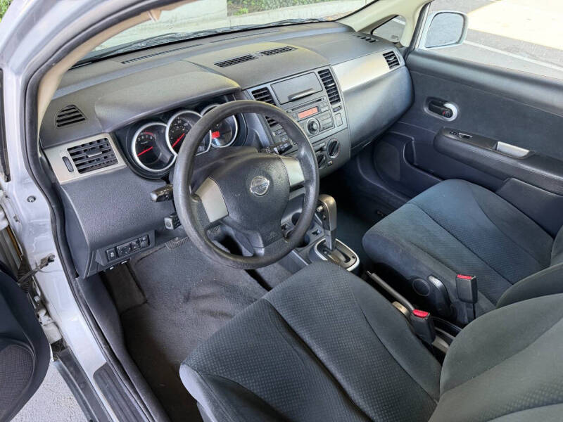 2012 Nissan Versa 1.8 S