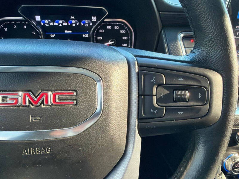 2021 GMC Yukon SLT