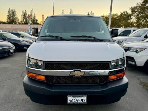 2022 Chevrolet Express 3500