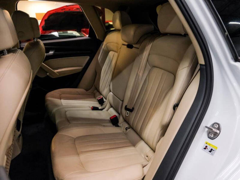 2019 Audi Q5 quattro Premium Plus 45 TFSI