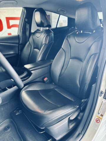 2018 Toyota Prius Two