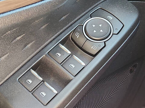 2020 Ford Escape Hybrid Titanium