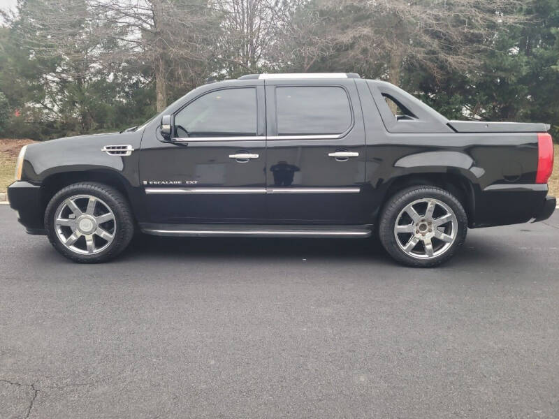 2007 Cadillac Escalade EXT for sale at Dulles Motorsports in Dulles VA