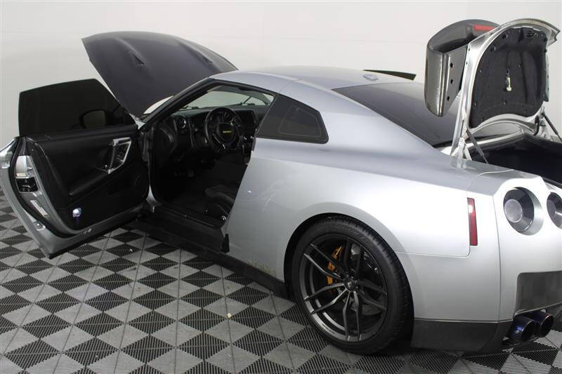 2009 Nissan GT-R Premium