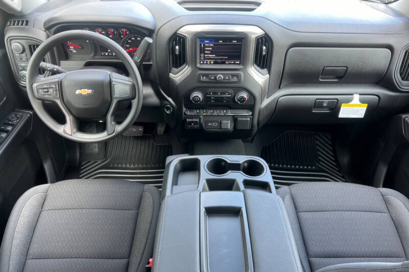 2025 Chevrolet Silverado 1500