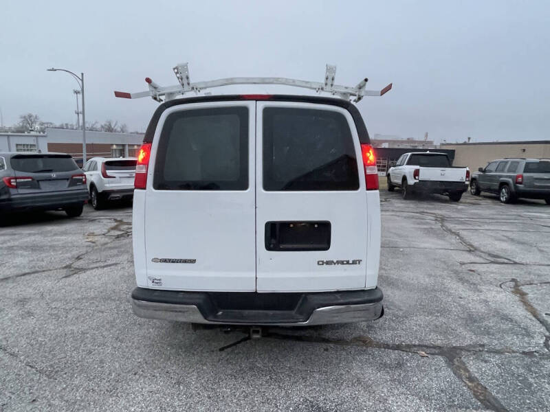 2015 GMC Savana 2500