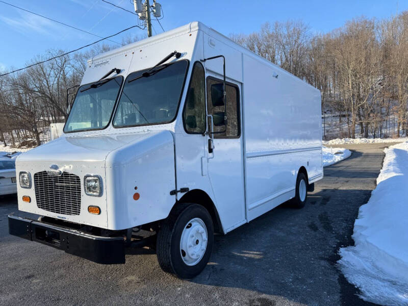 2021 Freightliner MT45 Chassis