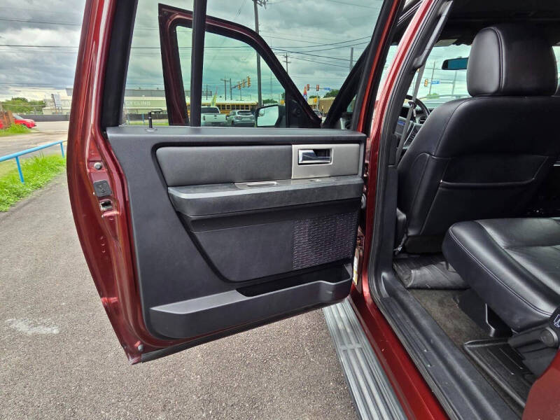 2017 Ford Expedition EL XLT