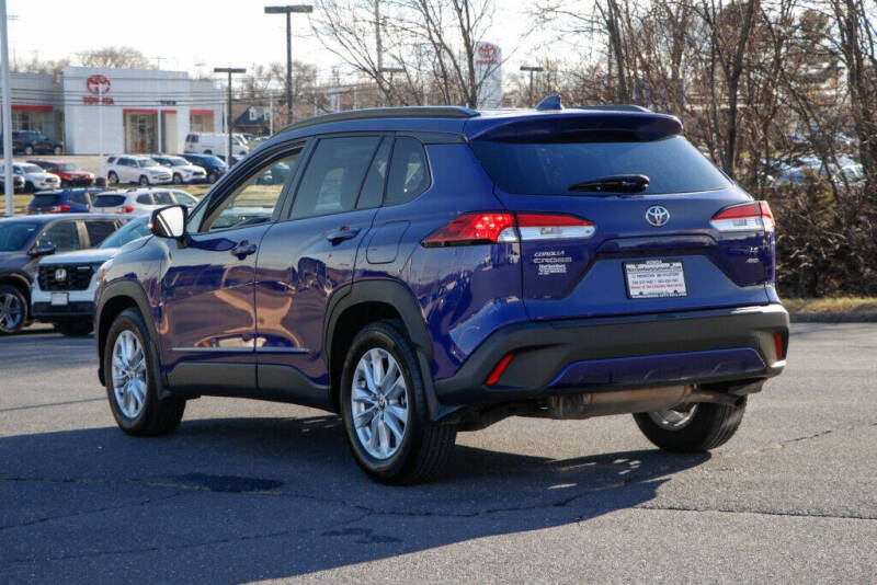 2024 Toyota Corolla Cross LE