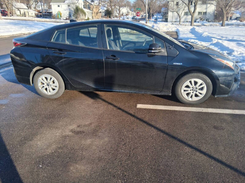 2016 Toyota Prius Two