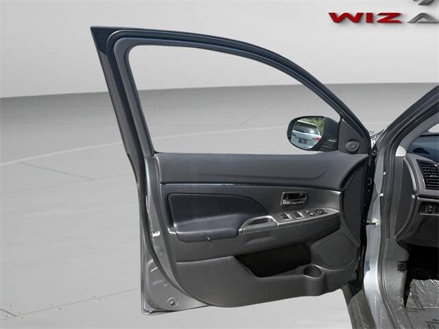 2023 Mitsubishi Outlander Sport