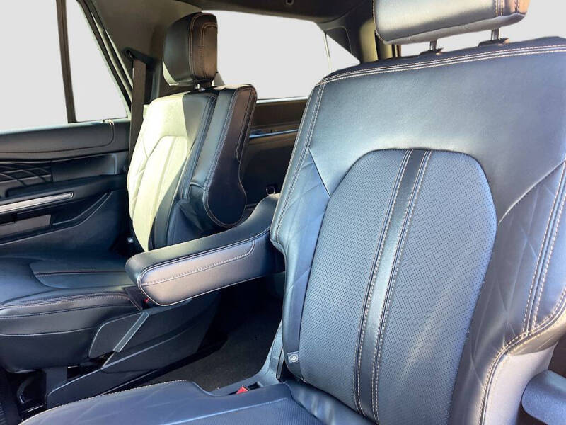2024 Ford Expedition Platinum