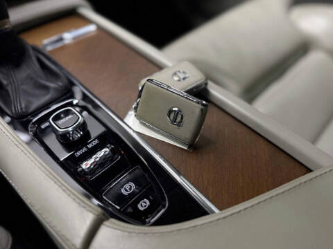 2017 Volvo XC90 T6 Inscription