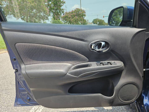 2014 Nissan Versa 1.6 SV