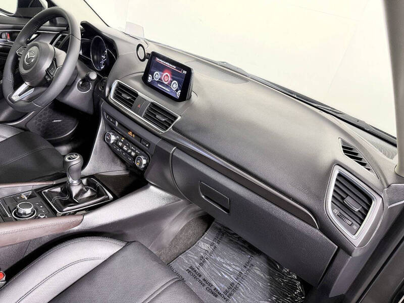2018 Mazda MAZDA3 Grand Touring