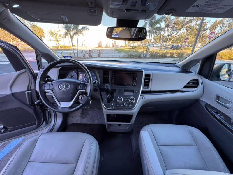 2019 Toyota Sienna