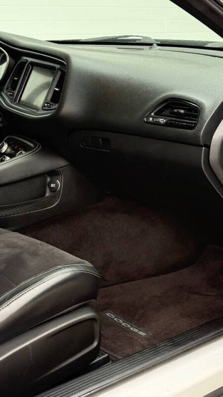 2016 Dodge Challenger R/T Scat Pack