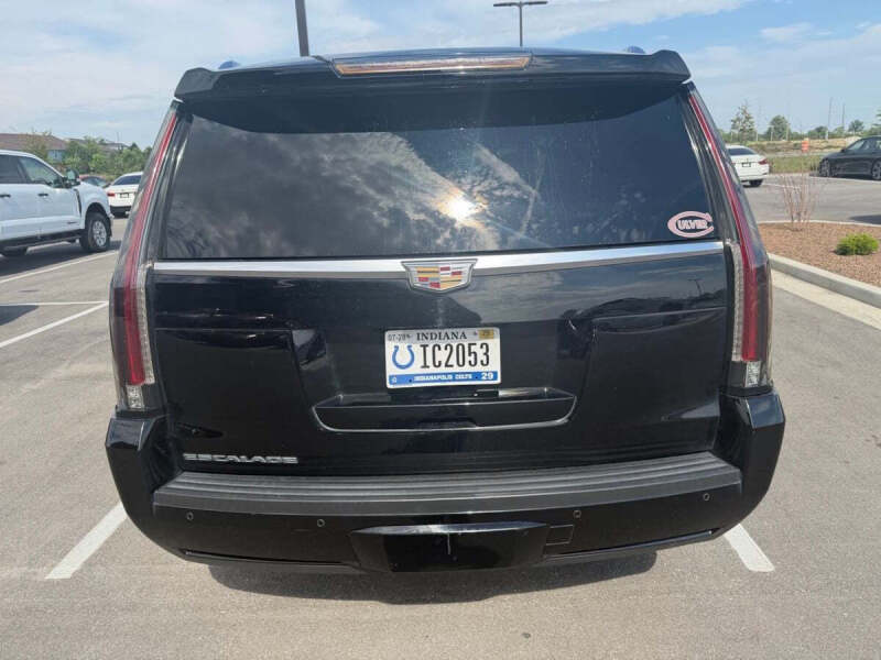 2016 Cadillac Escalade ESV Platinum